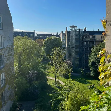 Apartament Bright And Spacious Flat In Norrebro