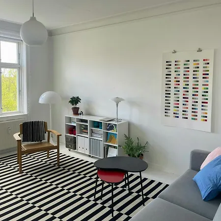 Bright And Spacious Flat In Norrebro *